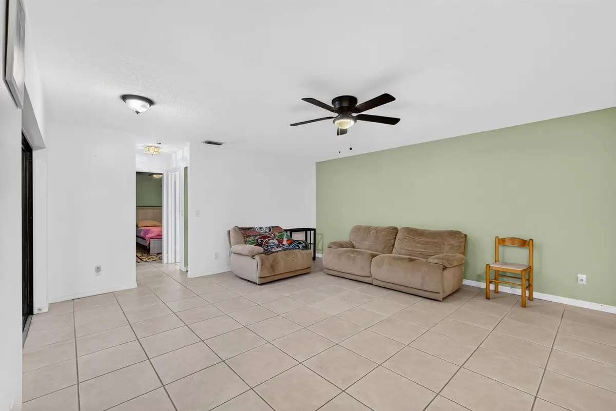 12-web-or-mls-7R7A8958 at 1331 Peppertree Trail, Fort Pierce
