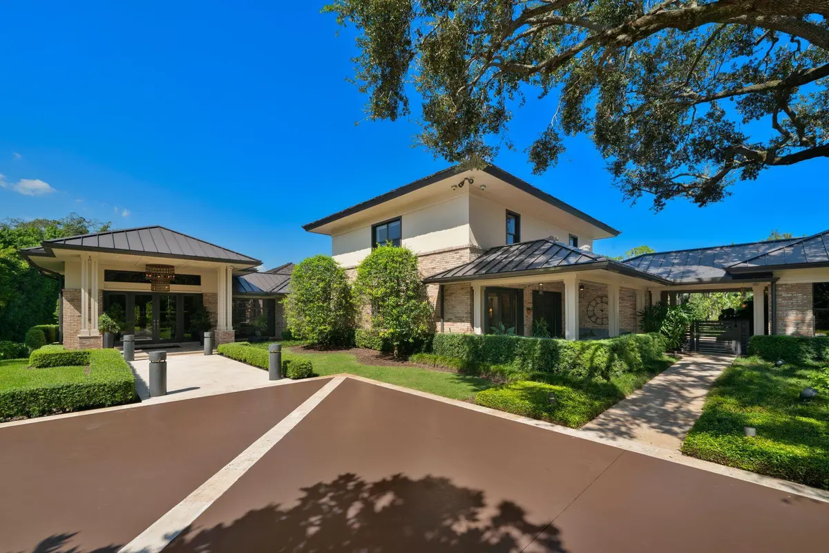 Front Exterior at 3 PEACOCK Lane, Village of Golf