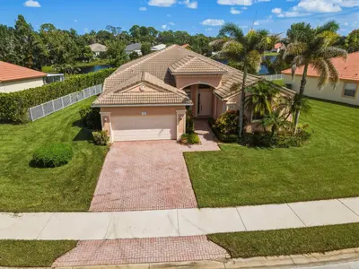 1251 SE Illusion Isle Way, Stuart – Single Family Residence for sale