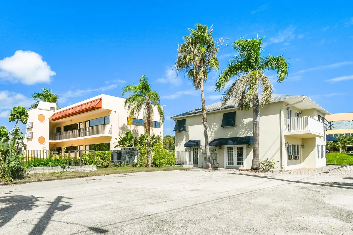 street view at 850 SW MARTIN DOWNS Boulevard, Palm City