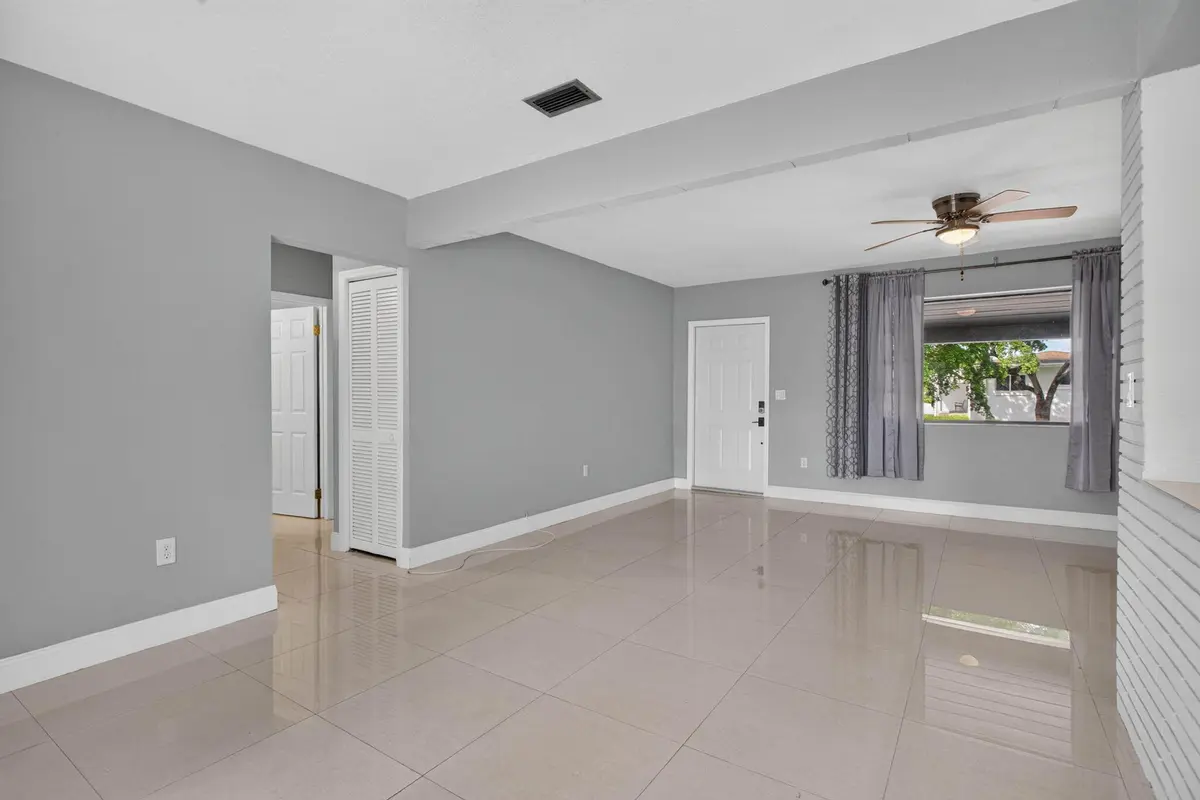 16-web-or-mls-7571-16 at 7571 LASALLE Boulevard, Miramar