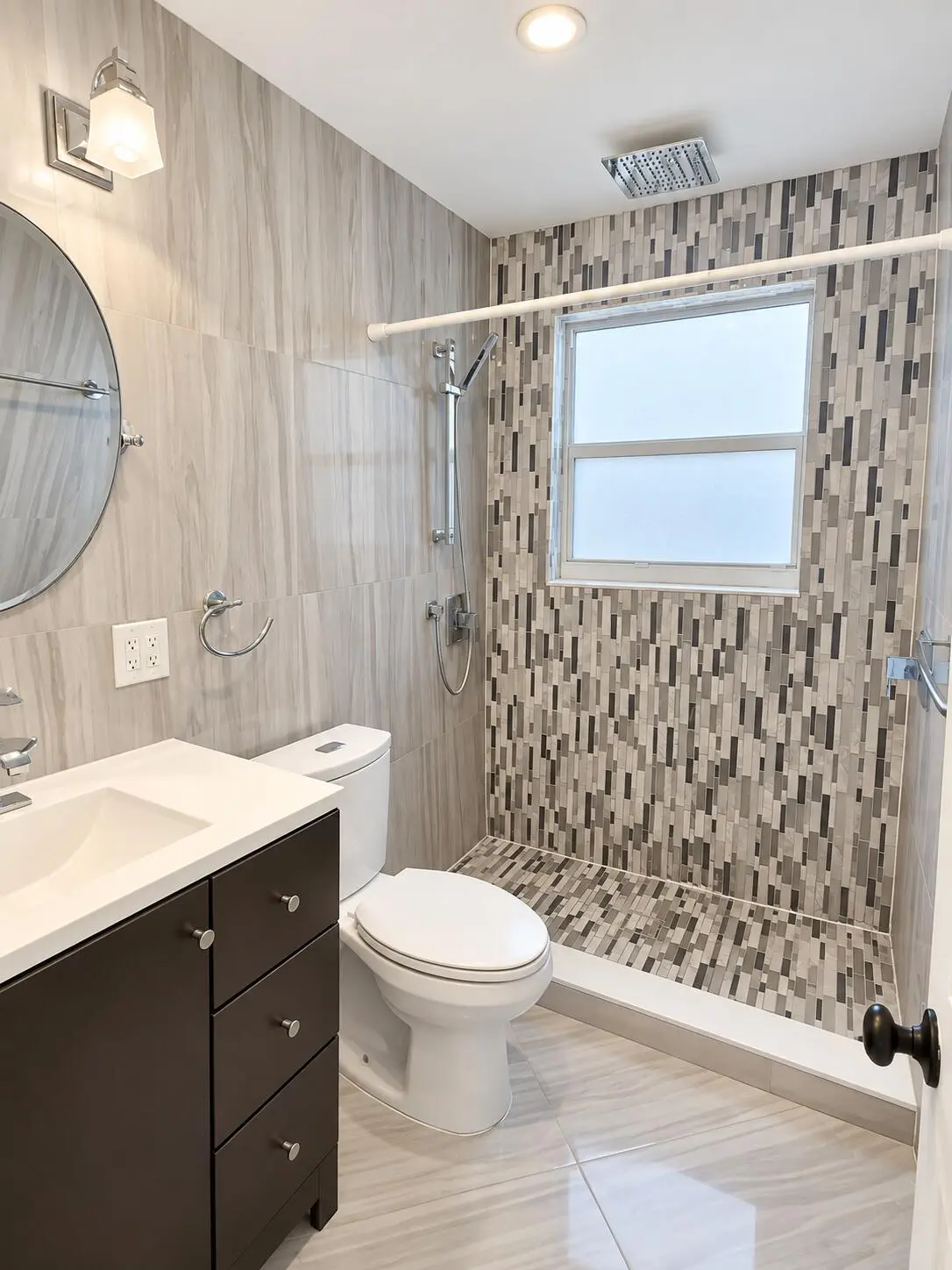 Bathroom at 1028 SW 15th Terrace 3, Fort Lauderdale