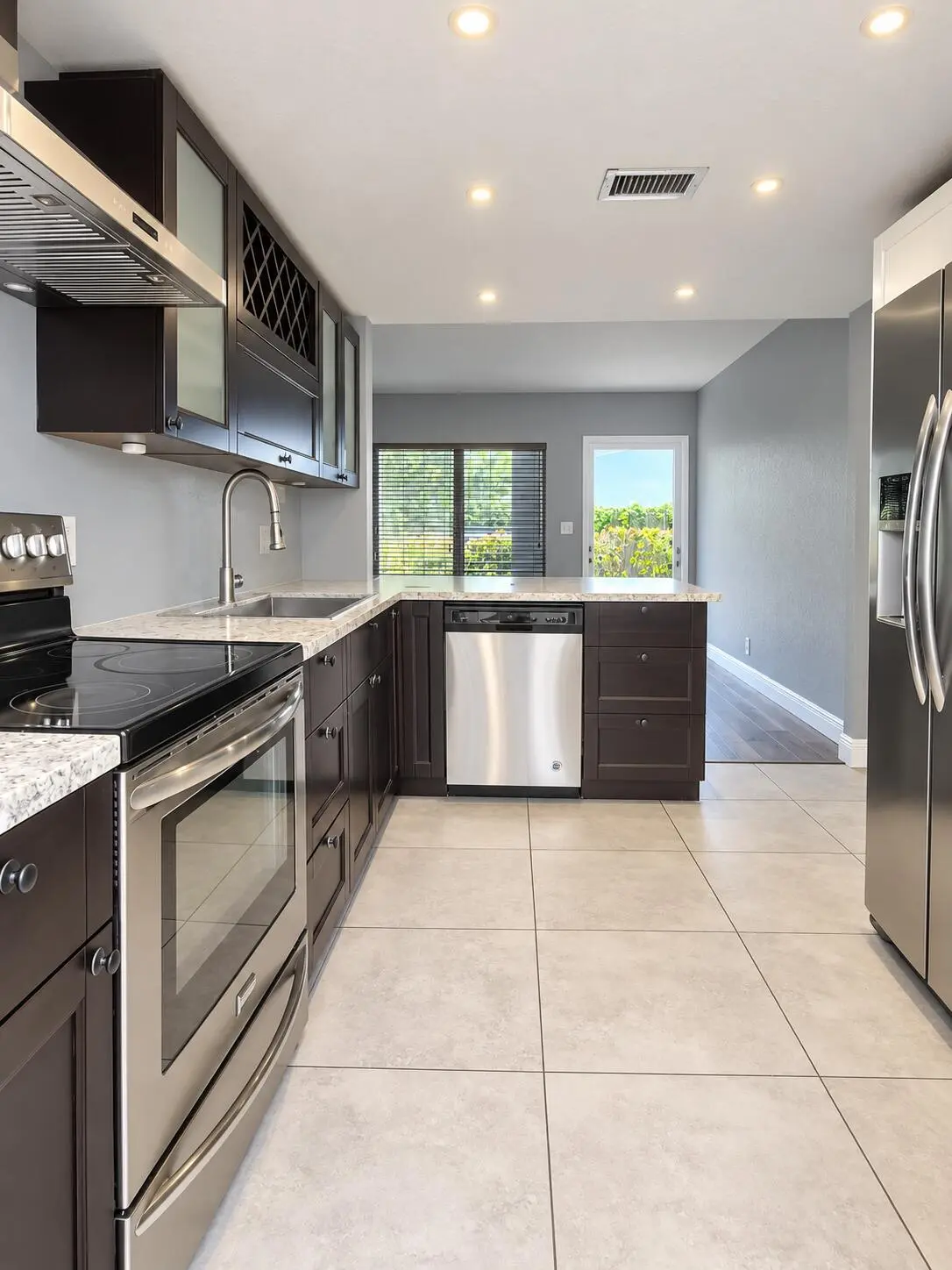 Kitchen at 1028 SW 15th Terrace 3, Fort Lauderdale