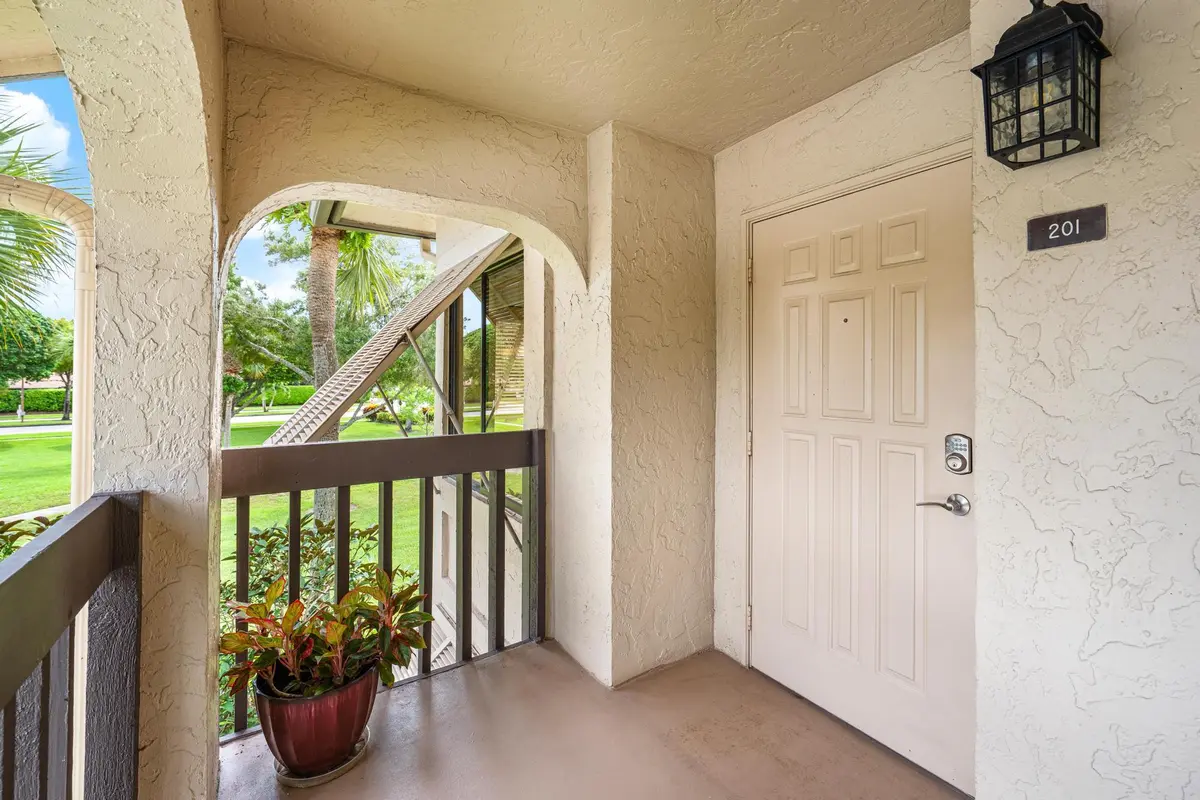 10101 Mangrove Dr. Apt 201-21 at 10101 Mangrove Drive 201, Boynton Beach