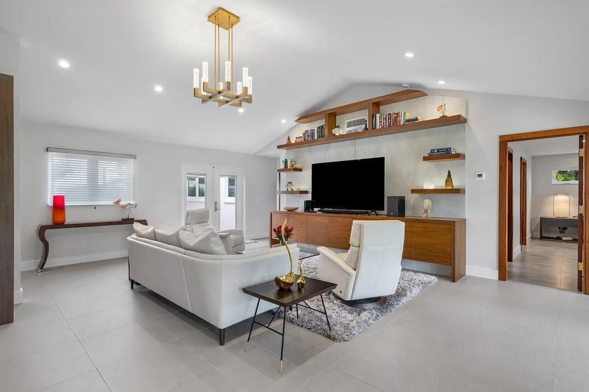 Interior living area at 4582 Sanderling Circle, Boynton Beach