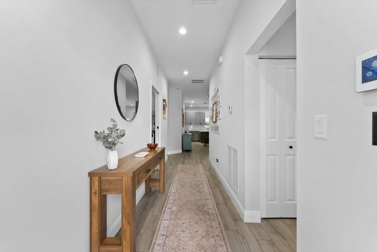 05-5 at 902 NW 9th Avenue, Boynton Beach