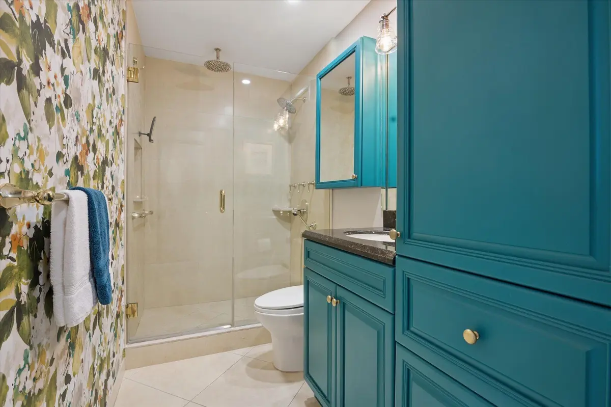14-High-6431 Bay Club Dr #3-14 at 6431 Bay Club Drive 3, Fort Lauderdale