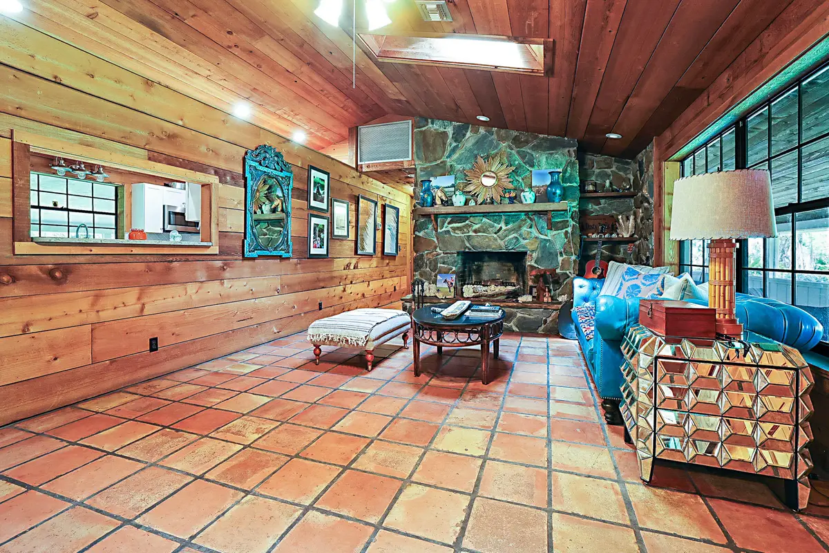 Livingroom at 1313 D Road, Loxahatchee Groves