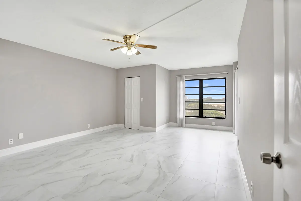 DSC08741 at 2200 S CYPRESS BEND Drive 707, Pompano Beach