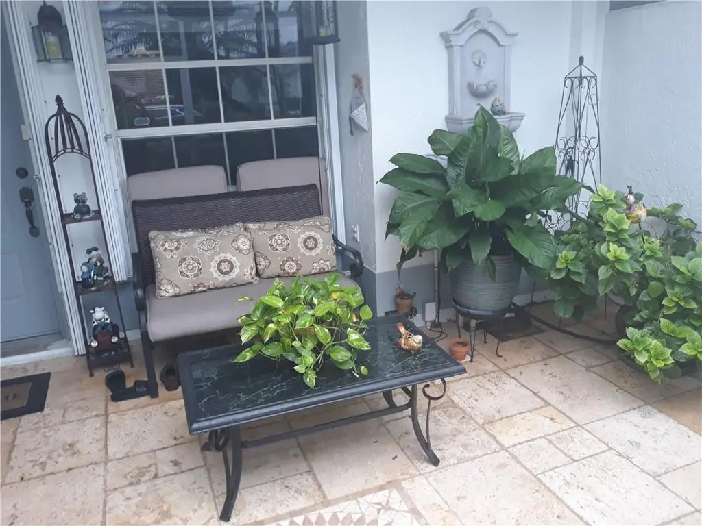 Photo 5 at 5906 NW 93RD Terrace, Tamarac