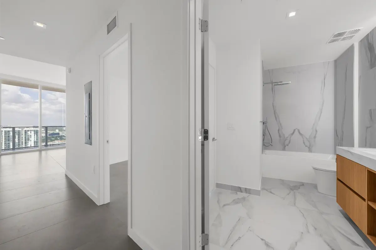 1400 Biscayne Boulevard 3607, Miami, FL – photo 2