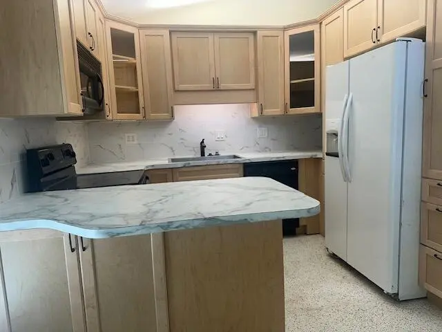 1651 SE 8th Street, Stuart, FL – photo 3