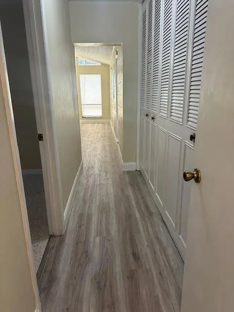 6 hall to master at 1651 SE 8th Street, Stuart