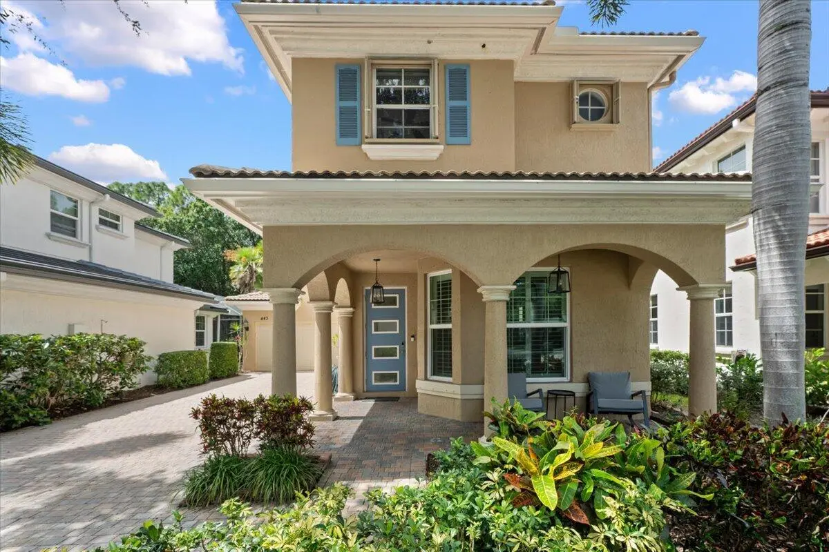 Stunning Home at 443 Pumpkin Drive, Palm Beach Gardens