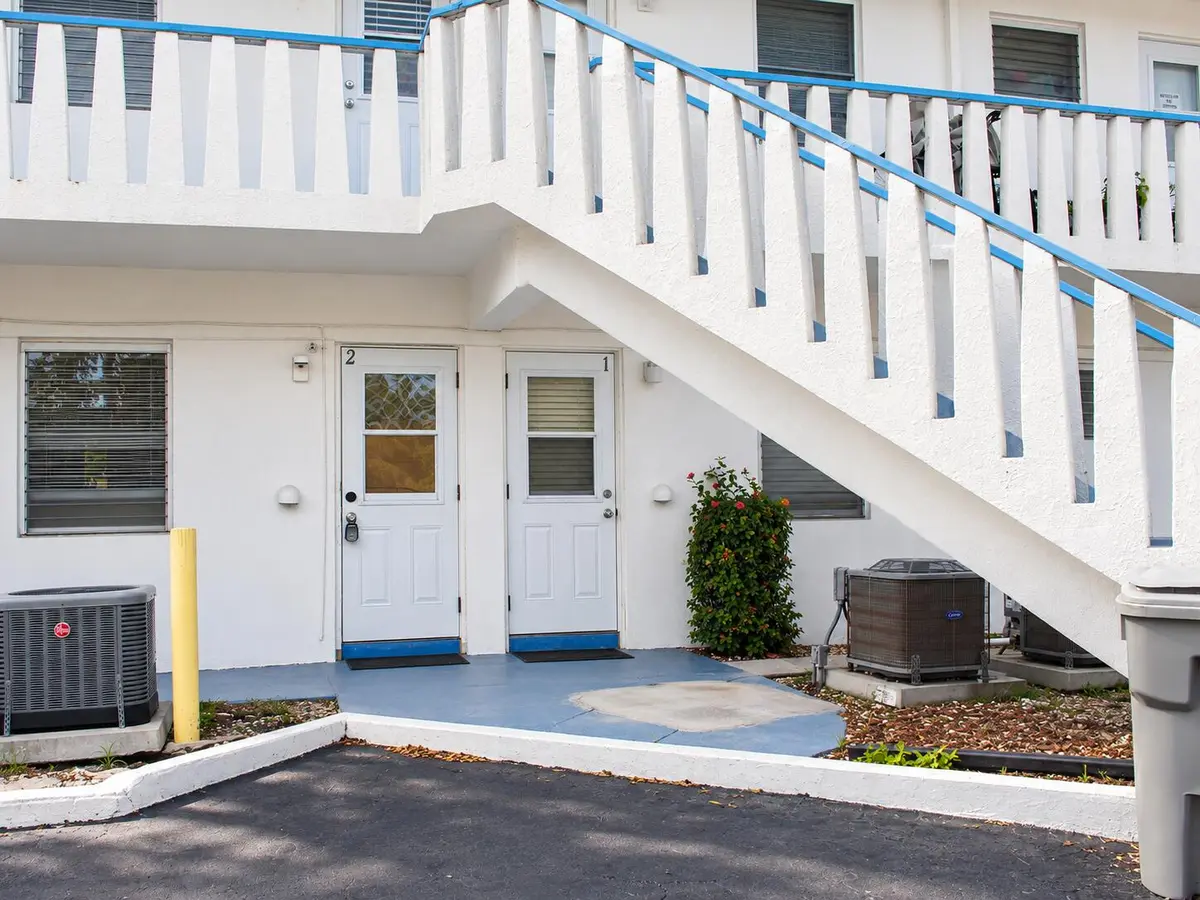Codex Image Sep 21, 2026, 02_56_43 PM at 2401 NE 10TH Street 2, Pompano Beach