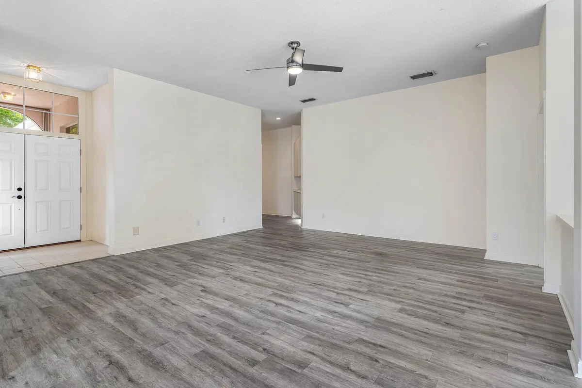 008-7708SoutheastBayCedarCircle-HobeSoun at 7708 SE BAY CEDAR Circle, Hobe Sound