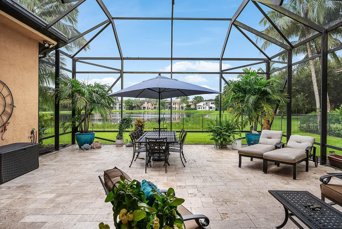 EXTENDED SCREENED IN PATIO at 8478 HAWKS GULLY Avenue, Delray Beach