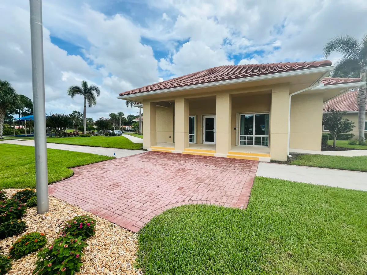 IMG_0377 at 1641 SW HARBOUR ISLES Circle 28, Port St. Lucie