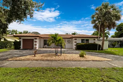 6500 NE 21ST Drive, Fort Lauderdale – Single Family Residence for sale