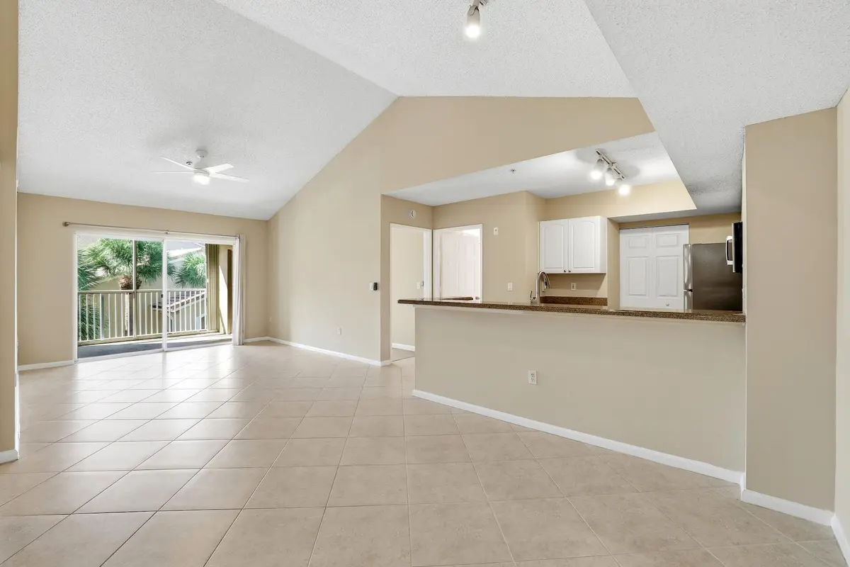 Entrance at 278 VILLAGE Boulevard 8306, Tequesta