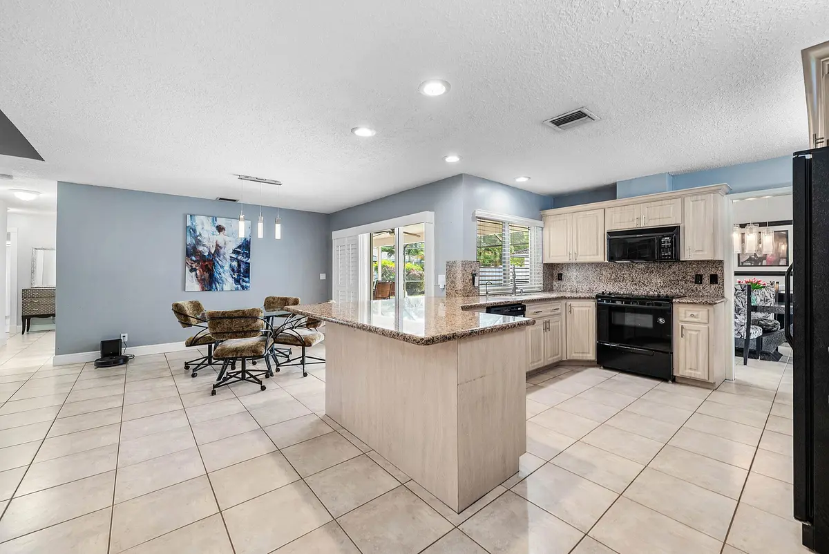 05-LivingProof-013 at 10975 NW 19TH Street, Coral Springs