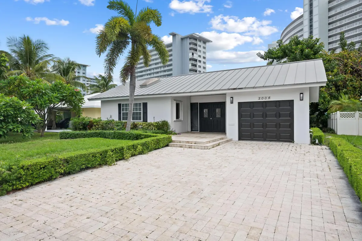 DSC_0449 at 2004 SE 26TH Terrace, Fort Lauderdale
