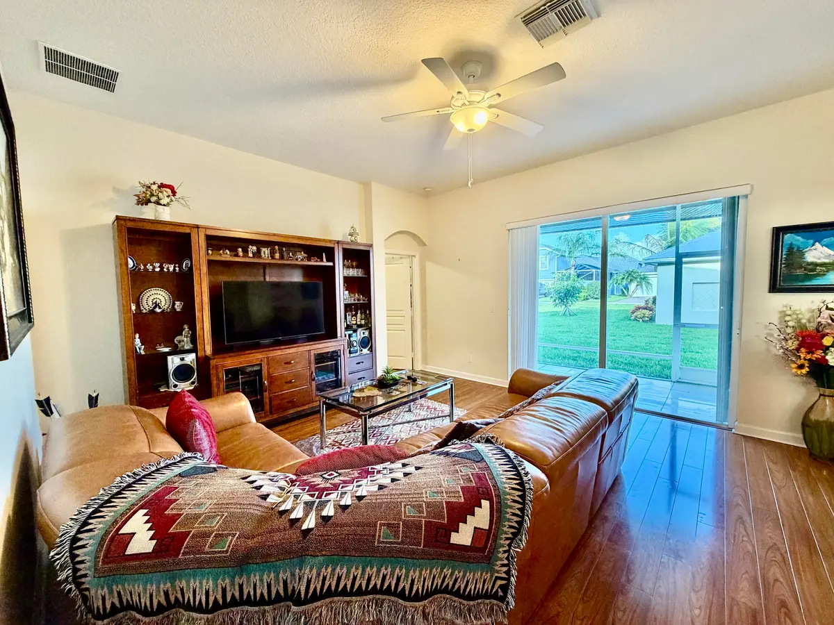 LLiving room at 10558 SW Westlawn Boulevard, Port St. Lucie