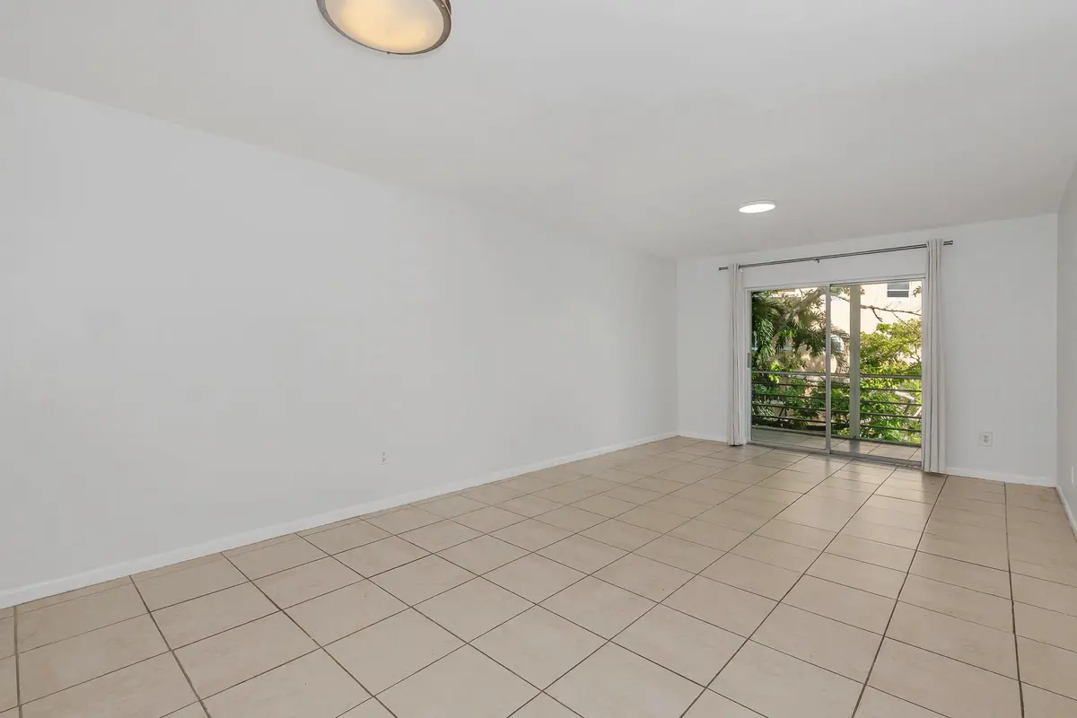 0-4 at 5790 STIRLING Road 308, Hollywood