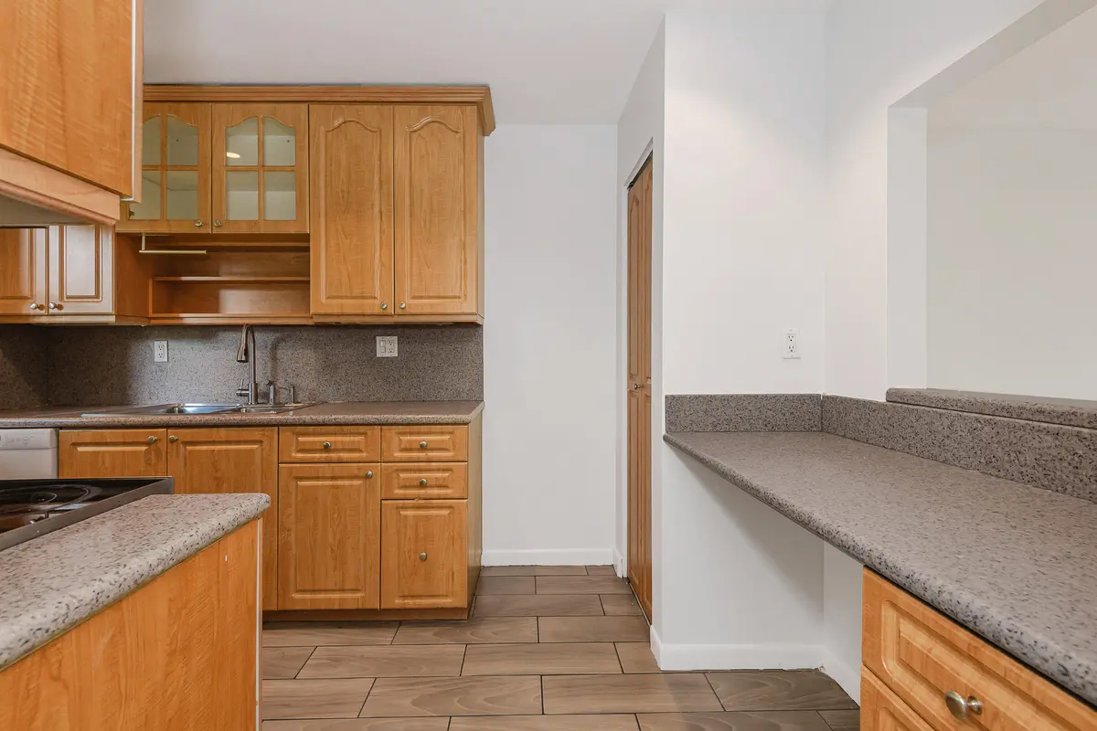 0-10 at 5790 STIRLING Road 308, Hollywood