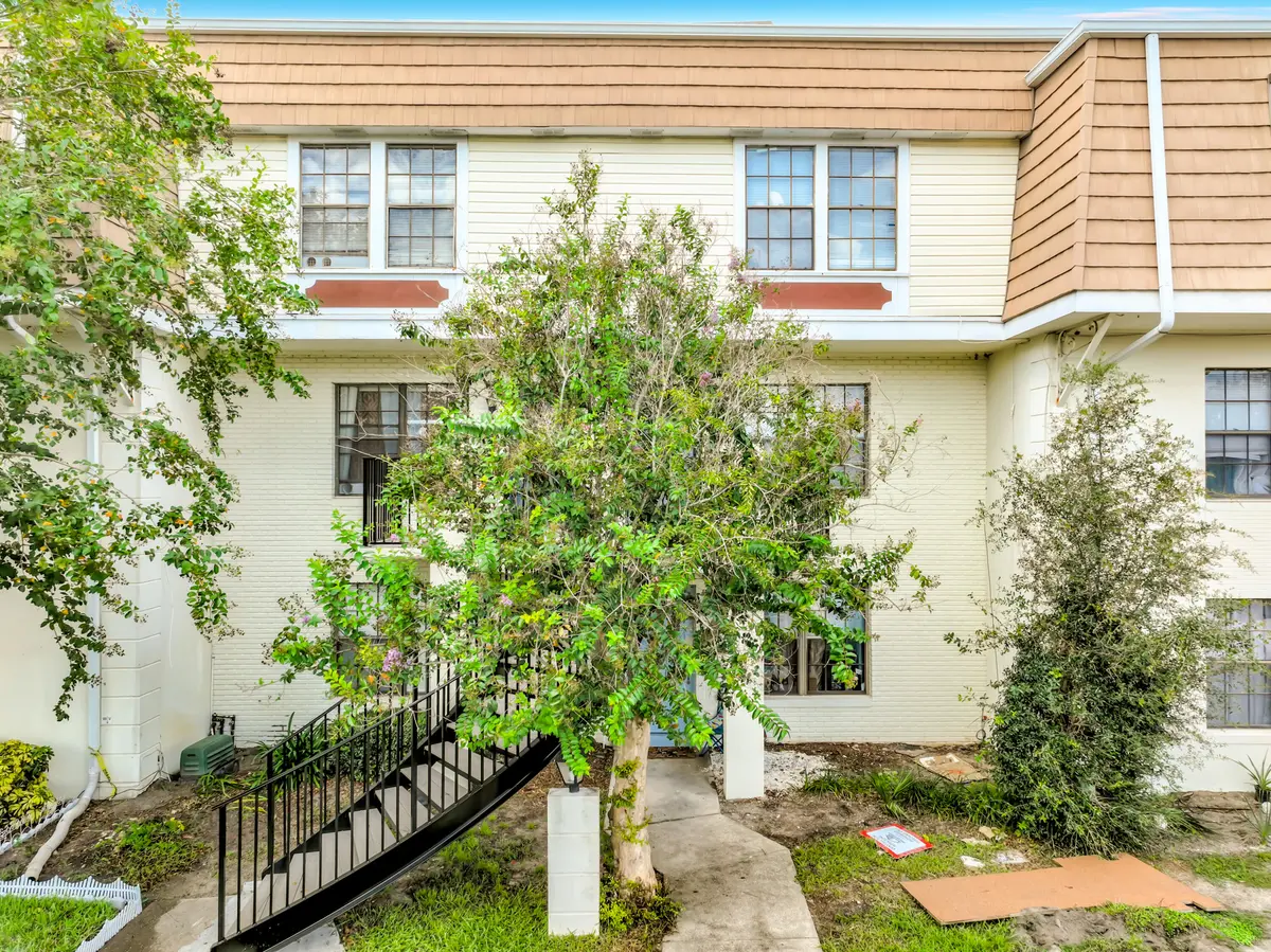 6091 Village Circle S-5 at 6091 Village Circle 6091, Orlando