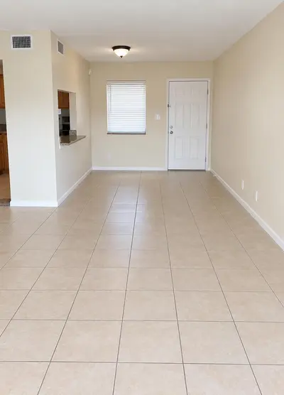 1820 N CONGRESS Avenue 310, West Palm Beach – Condominium for sale