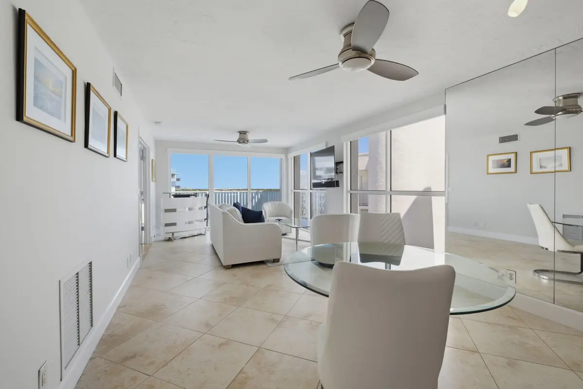 1104_73-web-or-mls-DSC02567_decluttered at 3901 S Flagler Drive 1104, West Palm Beach