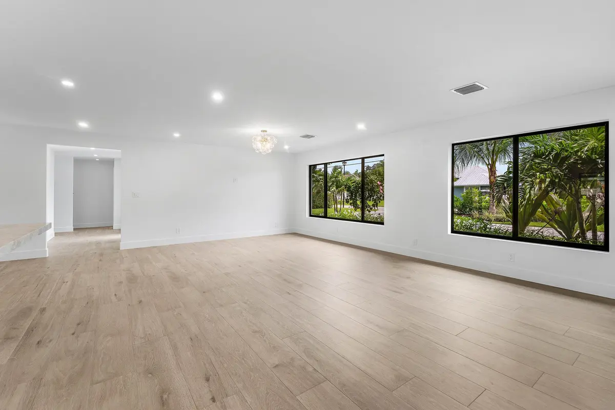 Living at 111 FAIRVIEW, Tequesta
