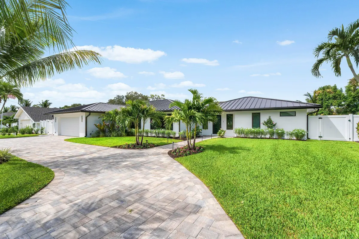 Welcome Home! at 111 FAIRVIEW, Tequesta