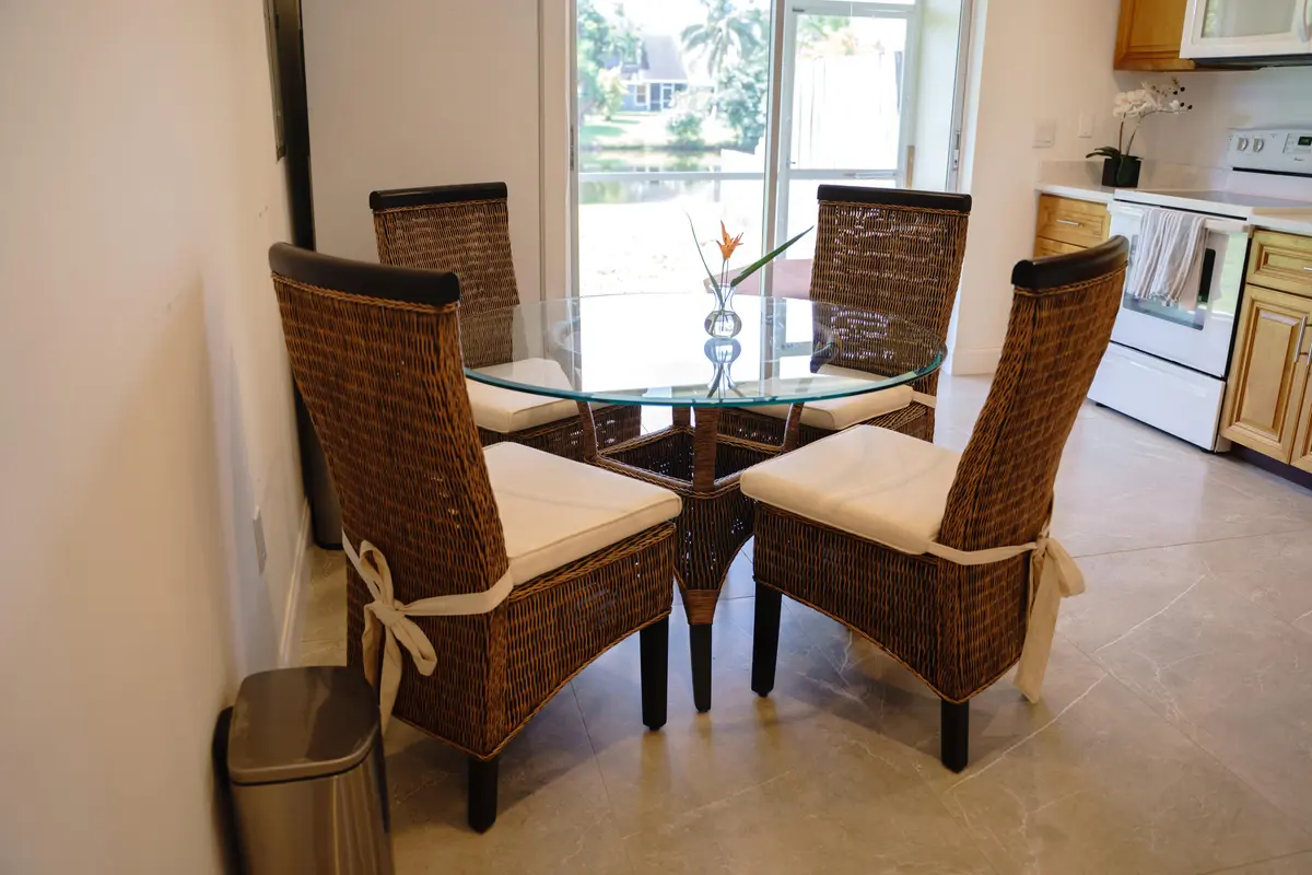 Dinning Room at 1425 RIVERSIDE Circle, Wellington