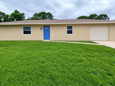 314 SE Evergreen Terrace, Port St. Lucie – Single Family Residence for rent