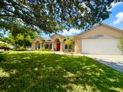 2702 SERENITY Circle, Fort Pierce – Single Family Residence for sale