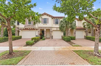 6943 BROADLAND Way, Coconut Creek – Townhouse for sale