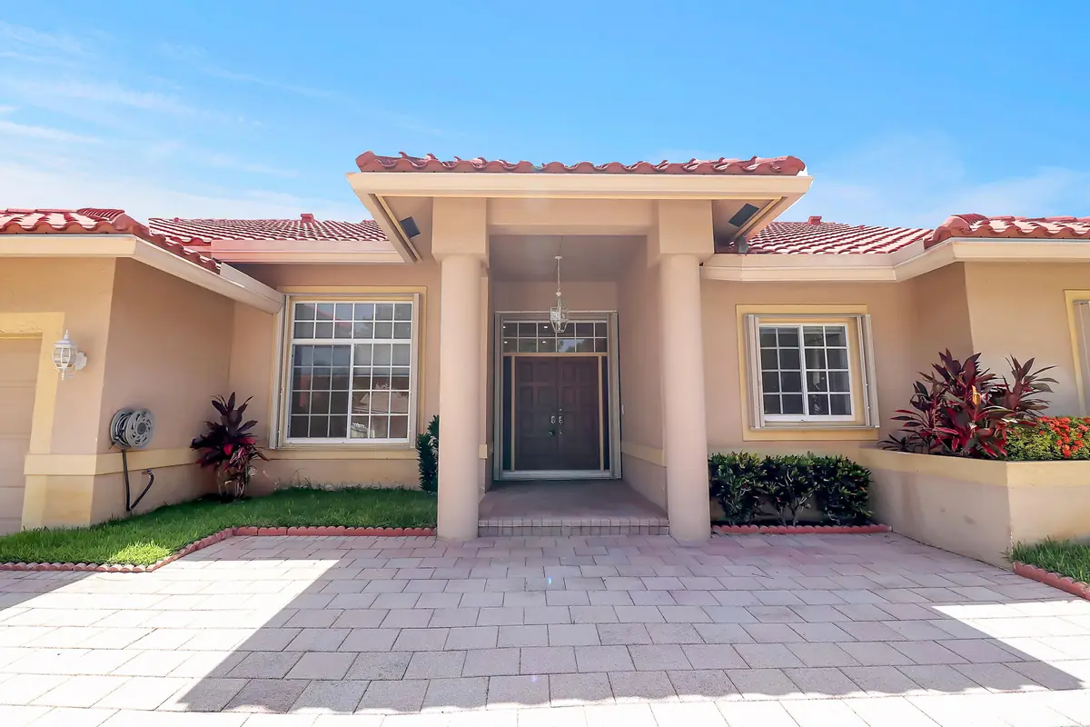 Entrance at 551 NW 108TH Avenue, Plantation