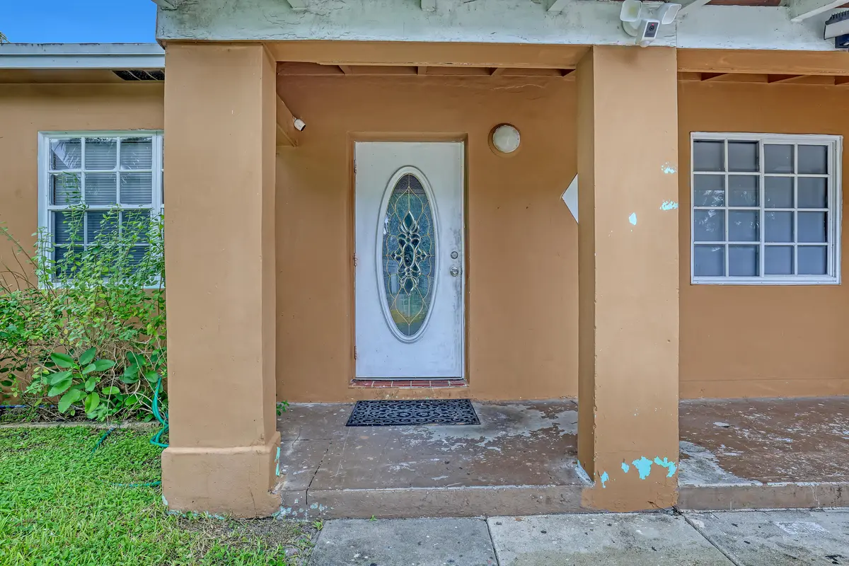 1627 4th (4) at 1627 4th Court, Boynton Beach