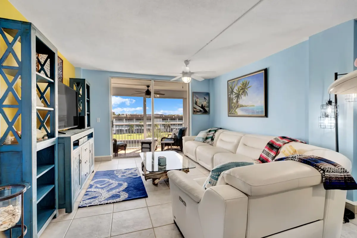 DSC08319 at 100 Paradise Harbour Boulevard 408, North Palm Beach