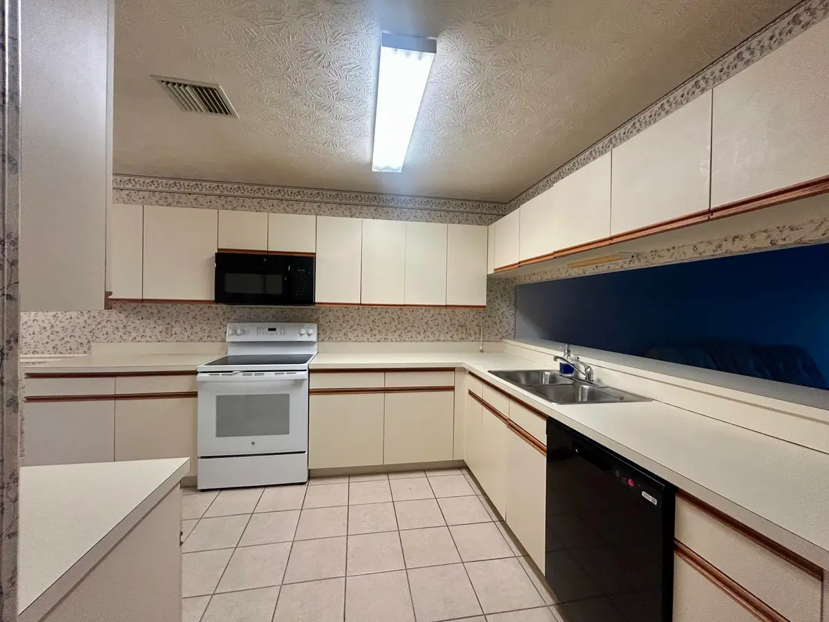 Kitchen at 12849 SE BERWICK Court, Hobe Sound