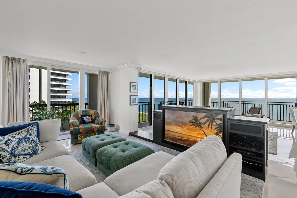 OCEANFRON GREAT ROOM at 1800 S Ocean Boulevard 5A, Boca Raton