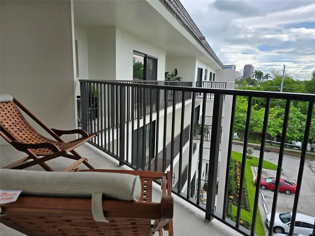 Photo 8 at 900 RIVER REACH Drive 517, Fort Lauderdale
