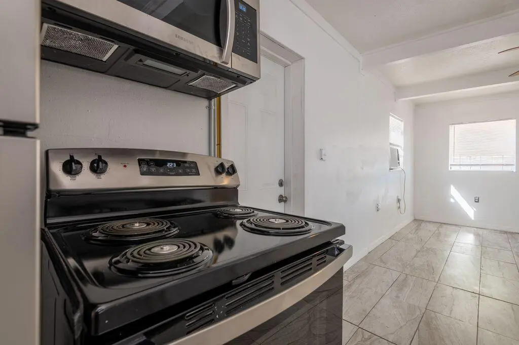 KcN49FCg at 2516 Ave L Unit b, Fort Pierce