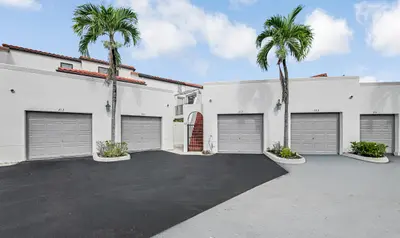 6670 VILLA SONRISA Drive 213, Boca Raton – Condominium for rent