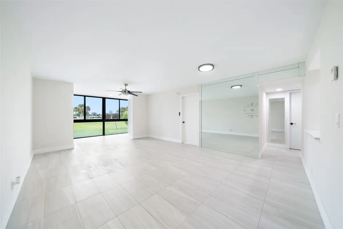 7350 NW 18th Street 104, Margate, FL – photo 2