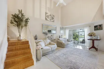 9172 BOCA GARDENS Parkway B, Boca Raton – Townhouse for sale