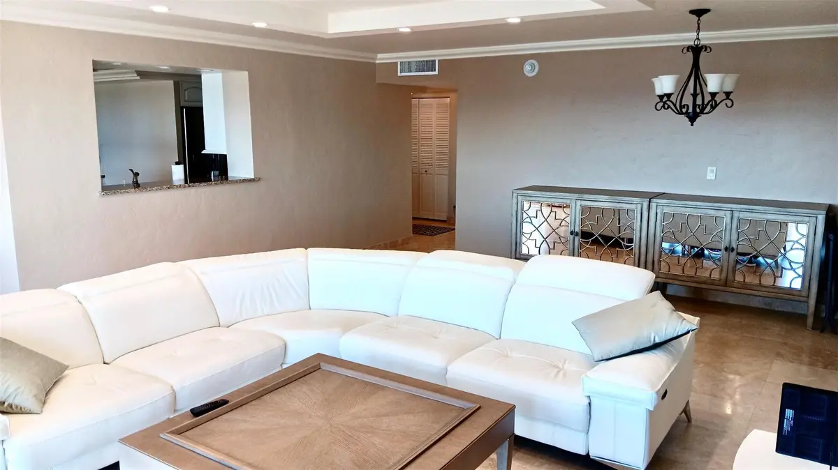 Photo 4 at 4900 N OCEAN Boulevard 819, Lauderdale-By-The-Sea