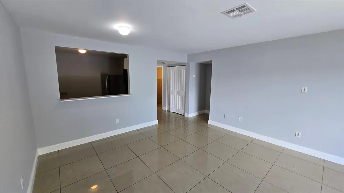 Photo 7 at 15201 NE 6TH Avenue C307, Miami